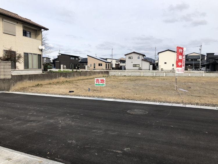 県道近く好立地の新団地! 吉野瀬No1